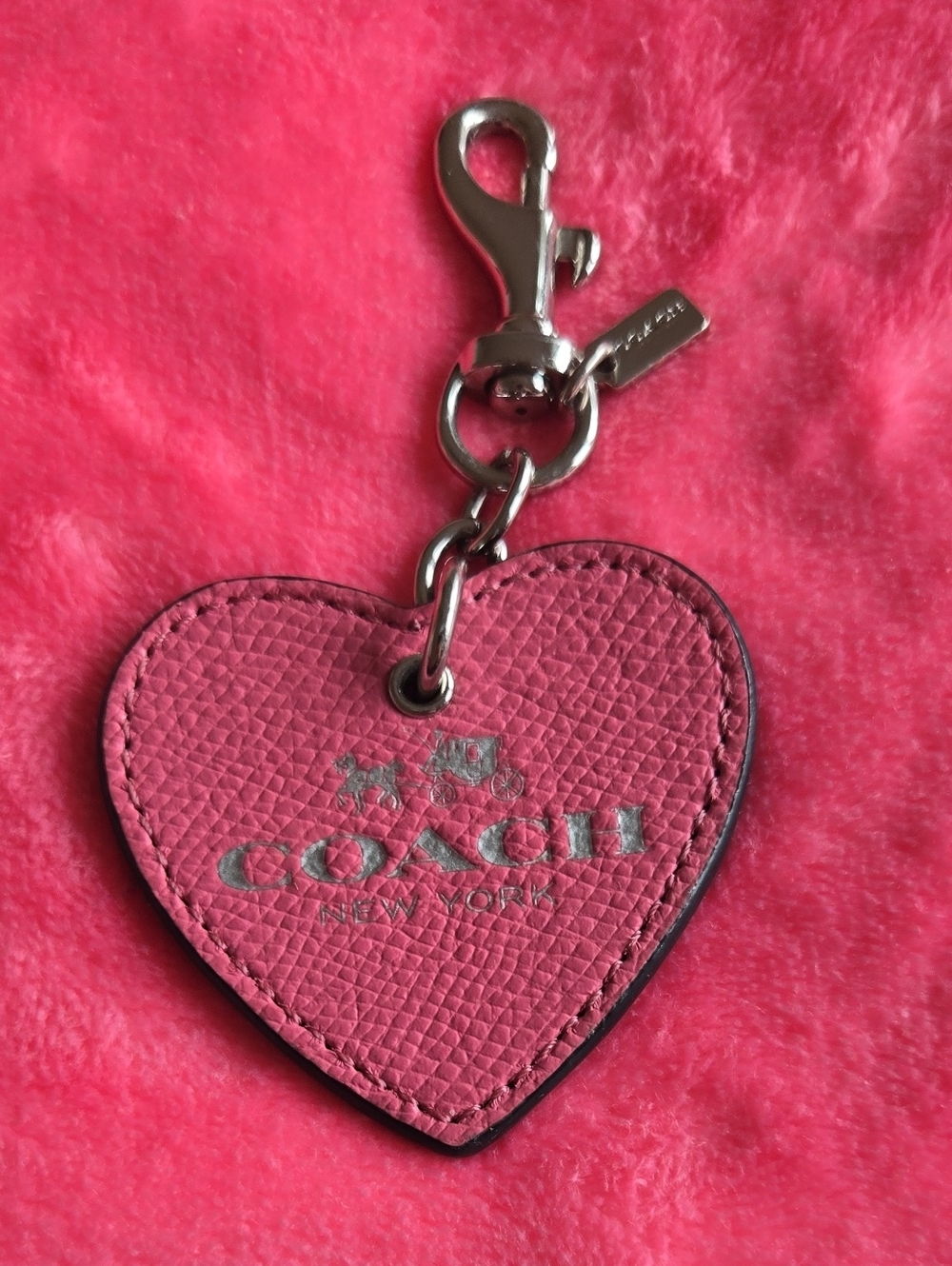 COACH Pink & Black Reversible Heart Leather Bag Charm Keychain 63362 💖🖤
